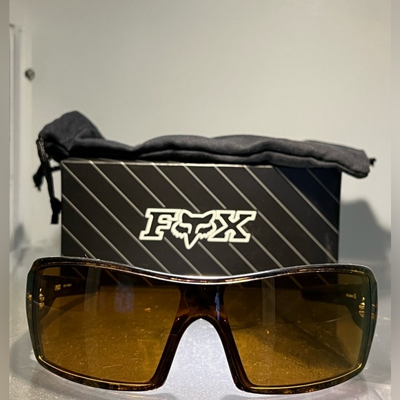Fox By Oakley 30-107 The Duncan  Tortoise Bronze Sunglasses Rare “Dead Stock” - Picture 3 of 6
